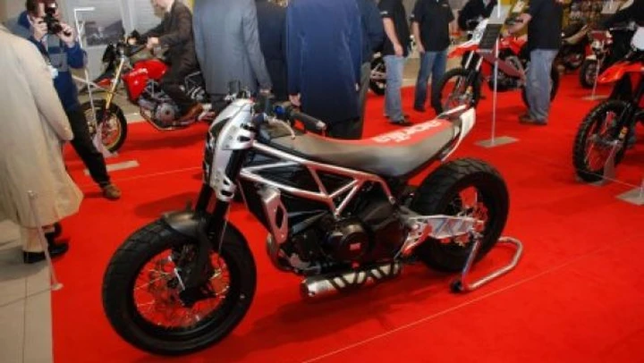 Eicma 2008: Concept Aprilia Mana X