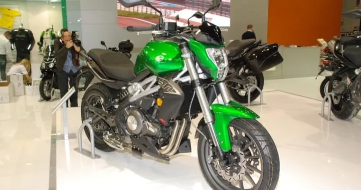 Benelli BN 302 MY 2015: svelato il prezzo