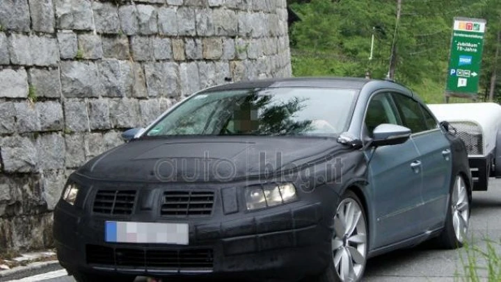 Foto Spia Volkswagen Passat CC restyling