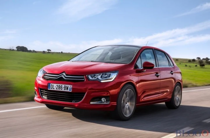 Citroen C4 2015: nuove foto ufficiali del facelift