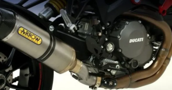 Terminali Arrow per Ducati Monster 1100 Evo