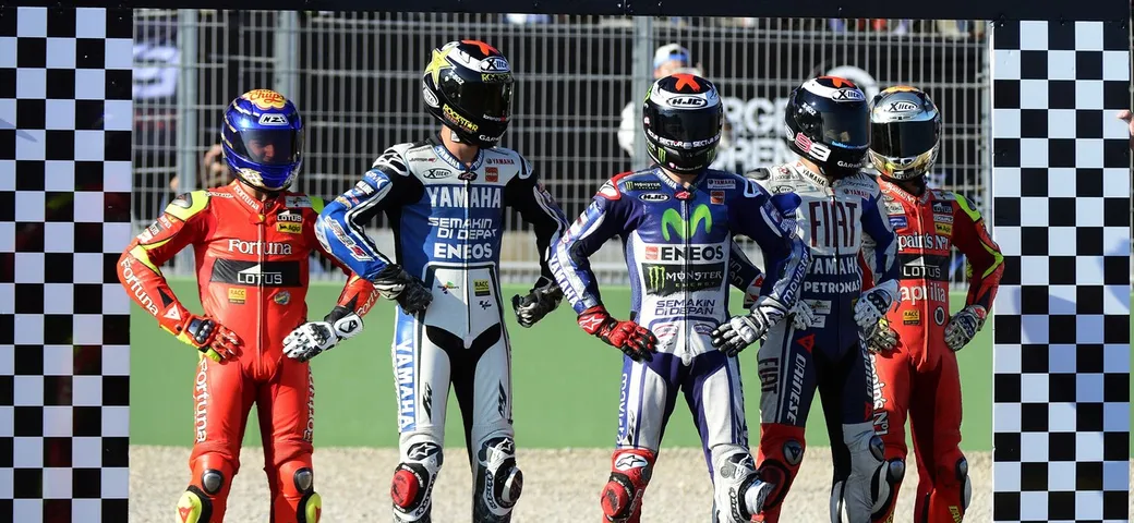 MotoGP Valencia, al superbo Jorge Lorenzo, gara e titolo iridato. Rossi, prova d’orgoglio