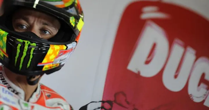 Rossi rifiuta la prospota di Checa. Niente sfida in SBK