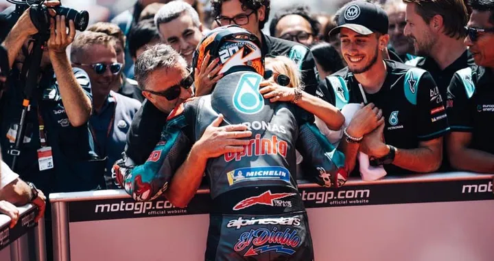 Il team manager di Quartararo: "Fabio merita una moto ufficiale"