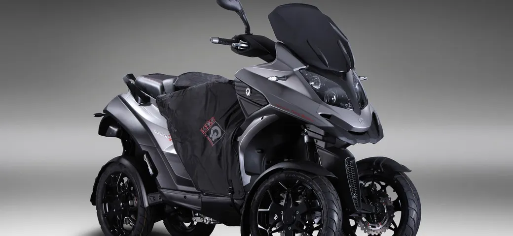 Termoscud Tucano per scooter Quadro