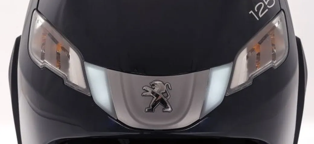 Mahindra si prende il 100% di Peugeot Scooters