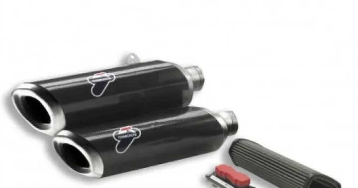 Linea di accessori per Ducati Streetfighter e Streetfighter S