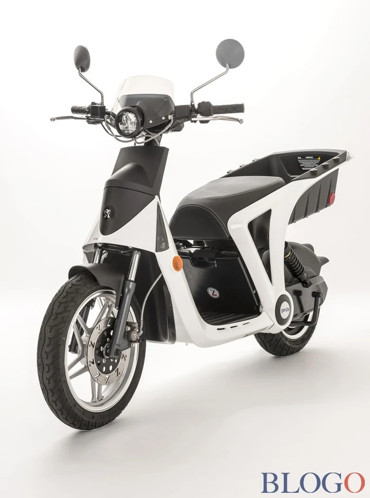 EICMA 2018: i nuovi e-scooter Peugeot