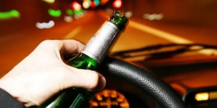 Guida in stato di ebbrezza: sanzioni e revoca della patente