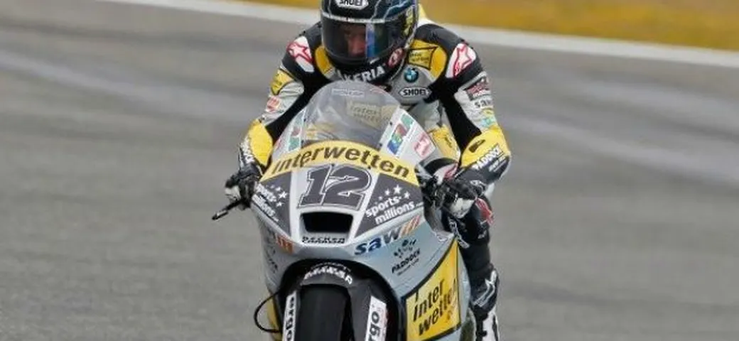 Moto2, Le Mans: vince Thomas Luthi. Ottimo 2° posto di Corti. Marquez out!