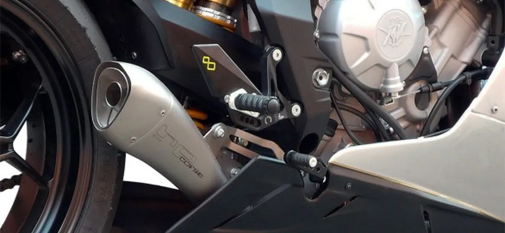 HP Corse: scarico Hydroform per MV Agusta F3