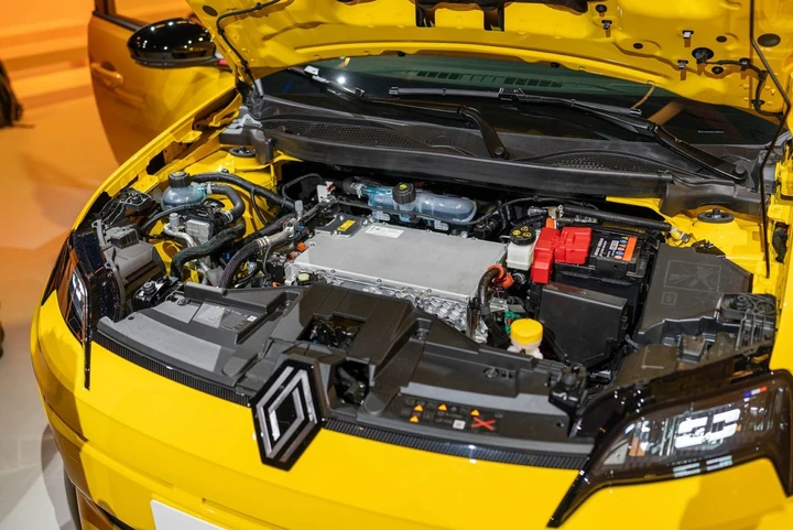 Renault punta sul motore E7A: non ha necessità di terre rare