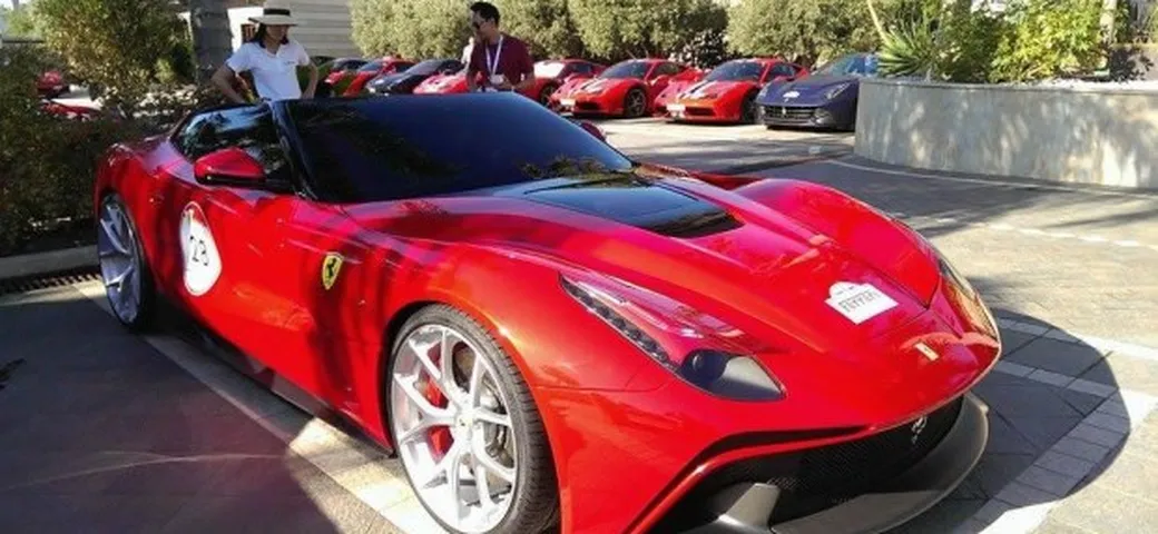 Ferrari F12 TRS: nuova one-off su base F12berlinetta [VIDEO]