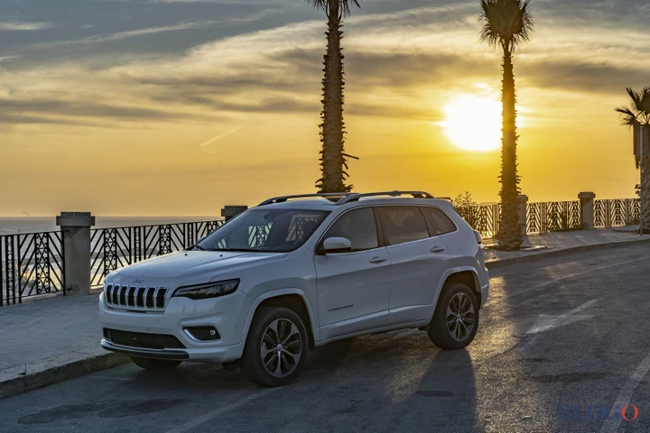 Jeep Cherokee Restyling 2019: più ricca meno cara. Primo contatto