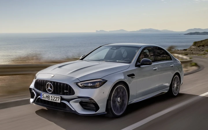 Mercedes C 63 AMG S E Performance, ibrida plug-in da 680 CV