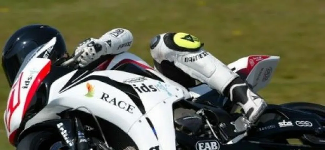 STK1000: sette italiani nei primi dieci nelle libere di Portimao