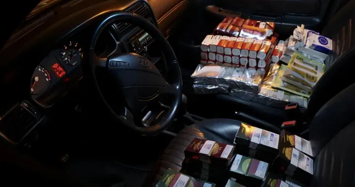 Fermato a 150 km/h, ma è un contrabbandiere con 11.000 euro di tabacco
