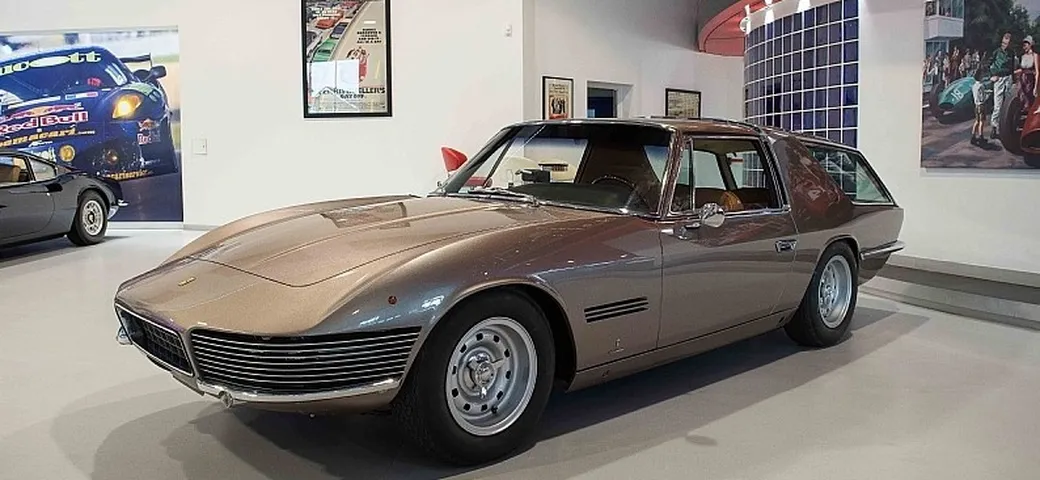 Ferrari 330 GT Vignale: la wagon è in vendita