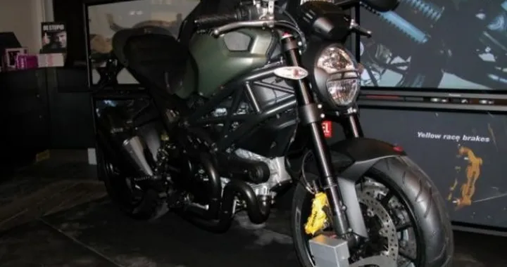 Presentata a Roma la nuova Ducati Monster Diesel