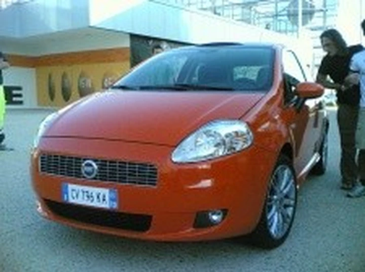 Nuove foto della Fiat Punto 199