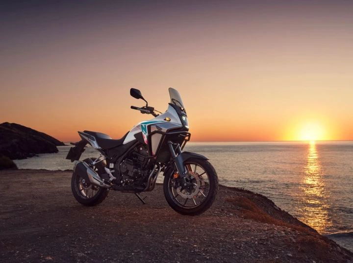 Nuova Honda NX500 2026: E-Clutch, dati tecnici e novità