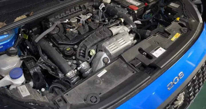 Nuovo richiamo Stellantis per problemi al motore 1.2 PureTech Gen 3