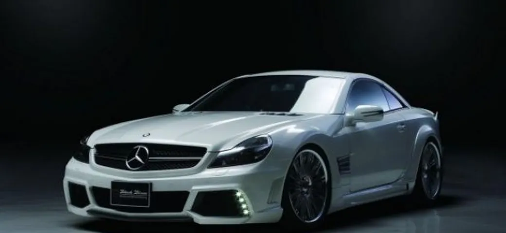Mercedes R230 Black Bison Edition by Wald International
