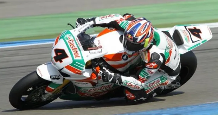 WSBK: Jonathan Rea torna in sella al Nurburgring, Makoto Tamada sostituisce Xaus con la seconda Castrol Honda