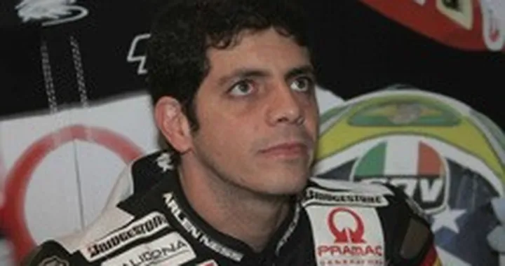 La Michelin fa la corte ad Alex Barros