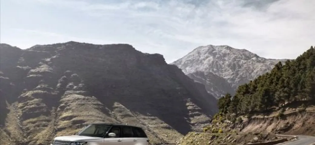 Nuova Range Rover 2013: foto, dati tecnici e prezzi ufficiali
