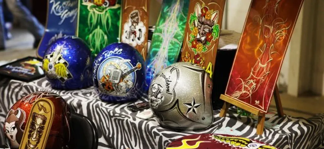 Kustom Art In The Garage a Rombo di Tuono