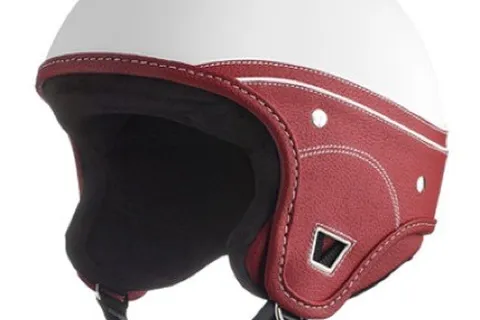 laura smith helmet Caschi by Laura Smith