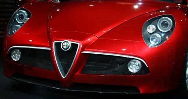 Motorshow: c'è anche l'Alfa 8C