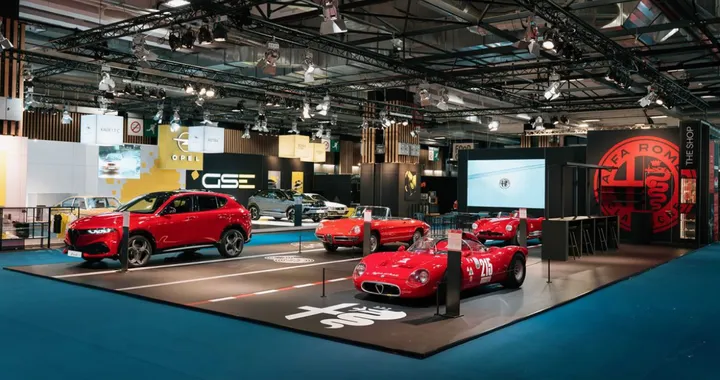 Alfa Romeo a Retromobile 2026 con Duetto 1600 Spider, 750 Competizione e 33 2 Periscopica