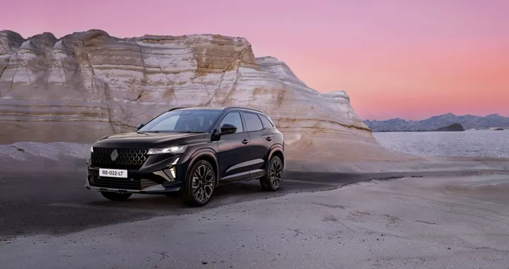 Renault Austral E-Tech Series, novità e dotazioni per l'Italia