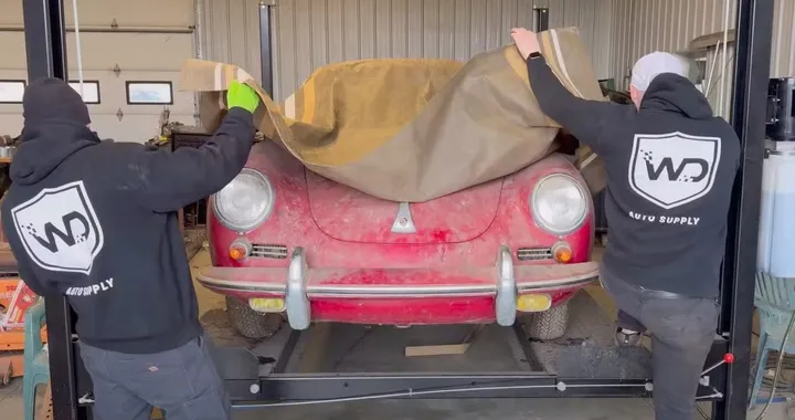 Porsche 356 SC torna in funzione dopo 58 anni in magazzino
