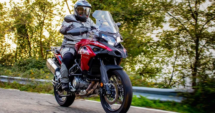 Mercato moto e scooter luglio 2019: +11,7% e vola la Benelli TRK 502