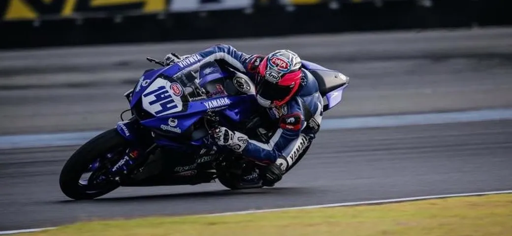 Supersport: Lucas Mahias primo nelle FP3