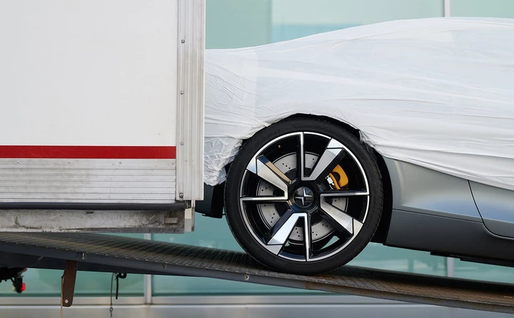 Polestar 1: a Goodwood il debutto dinamico