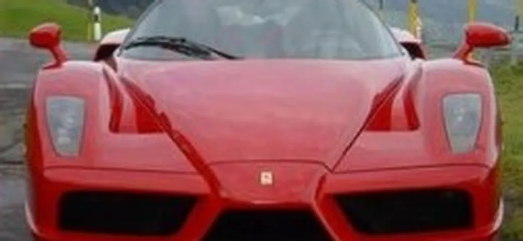 All'asta Ferrari Enzo comprensiva di proprietaria...