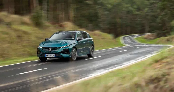 Nuove Peugeot 308 e 308 SW 2026: più incisive con il restyling e c'è anche il Diesel