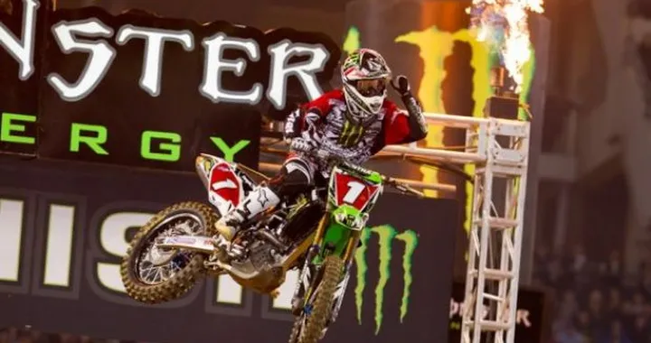 7 ° Round AMA/FIM Supercross Series 2012: ancora Villopoto davanti a tutti a Dallas