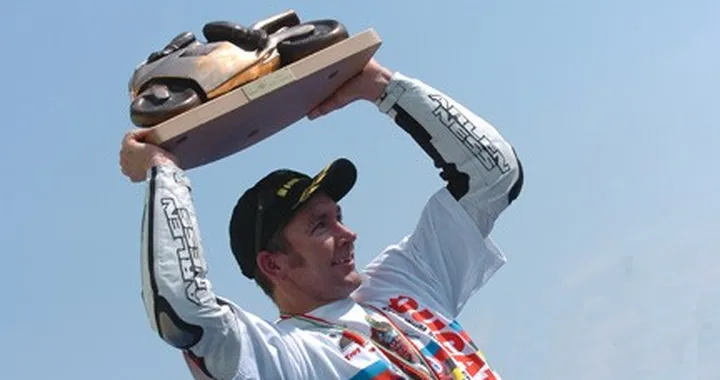 Troy Bayliss è tornato a casa e ha vinto il Mondiale  SBK