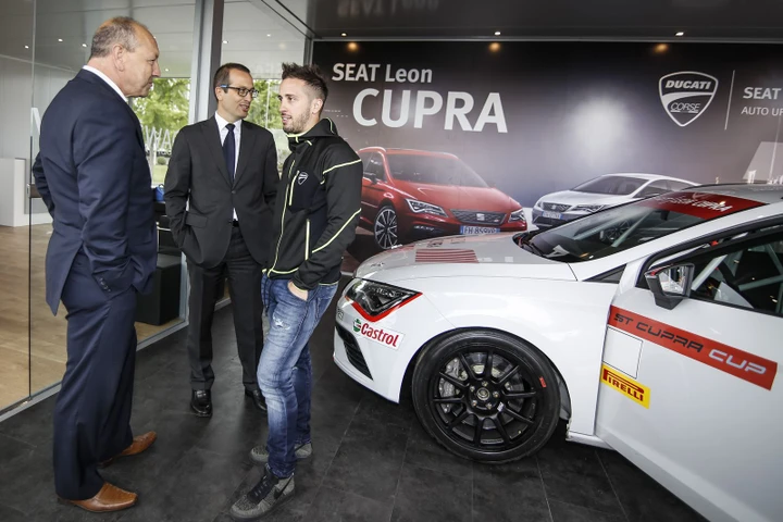 Una Seat Leon Cupra per Andrea Dovizioso
