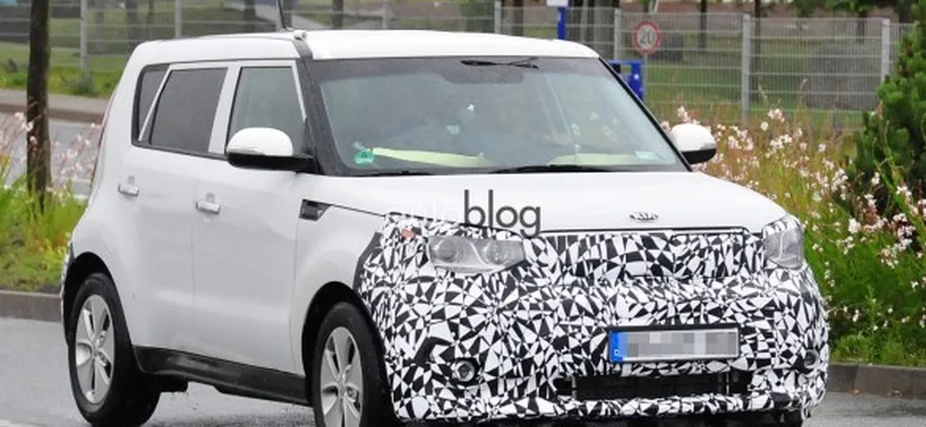 Foto spia Kia Soul EV