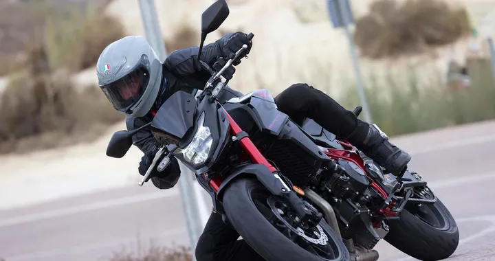 Honda Test-Tour 2023: annunciate le nuove date per provare Hornet e Transalp