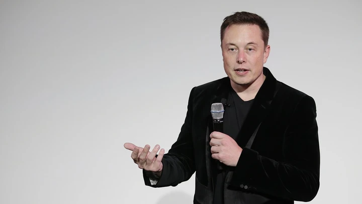 Tesla: gli azionisti fanno causa a Elon Musk per 13 miliardi di dollari