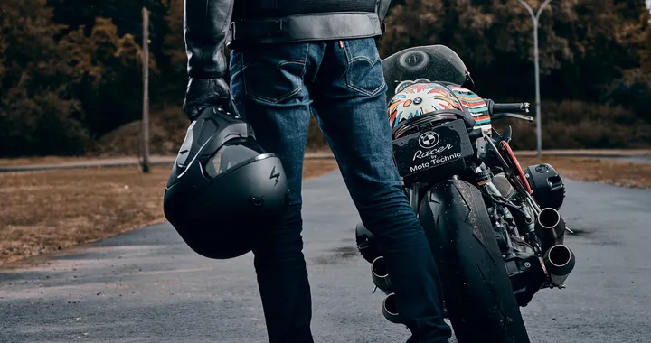 Scorpion Covert-X: il jet che diventa stradale