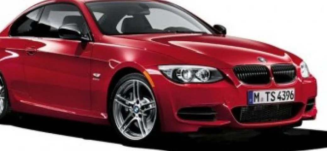 Bmw 335is Coupè e Cabrio: immagini ufficiali e dati tecnici