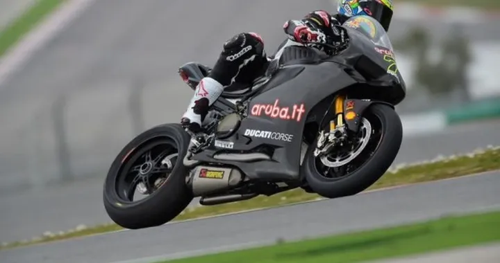 SBK Test Portimao 2015: Day-1 sprecato causa pioggia, caduta per Biaggi [Foto e Video]